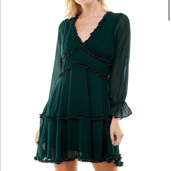B Darlin Long Sleeve Vneck Ruffle 